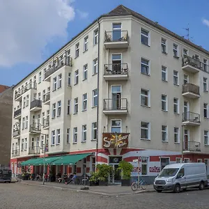 Hostel Sunflower